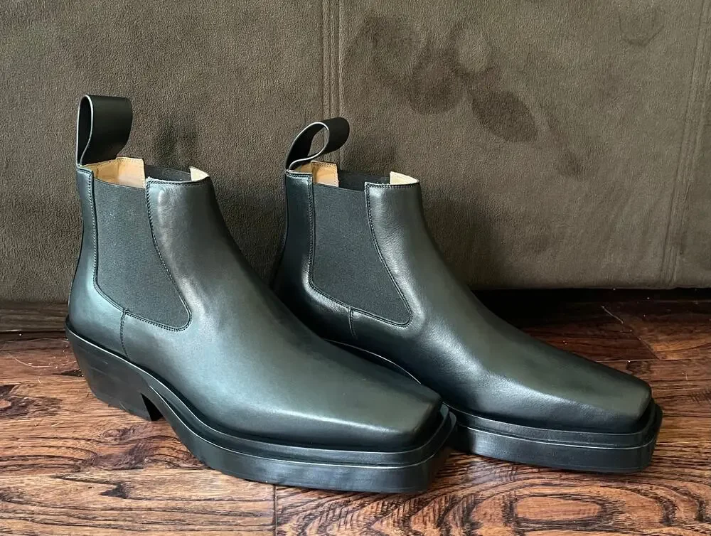 $1,800 NIB Bottega Veneta Black Leather Block Heel Chelsea Boots Size 44(11)